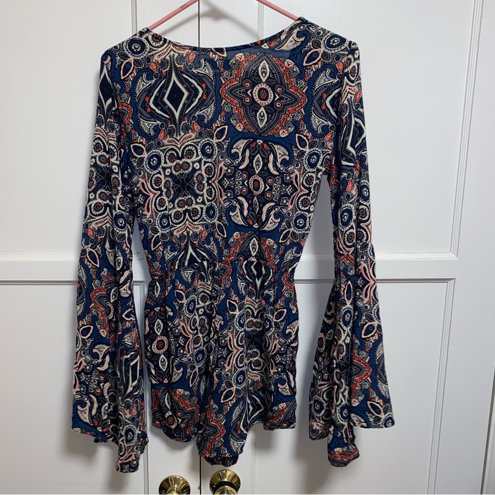 Abercrombie & Fitch Small Paisley Boho Bell Long Sleeve Romper - Picture 4 of 14
